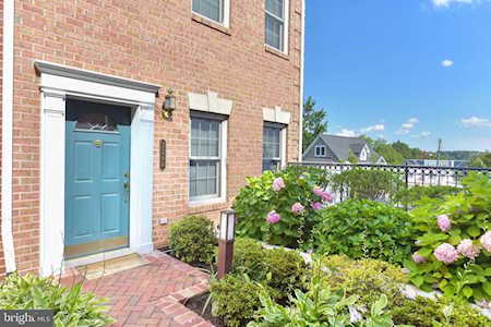 2266 Garfield St #6 Arlington, VA 22206