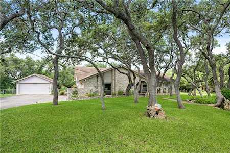 12702 Encino DR Manchaca, TX 78652