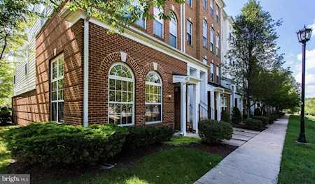 42274 Black Rock Terrace Aldie, VA 20105