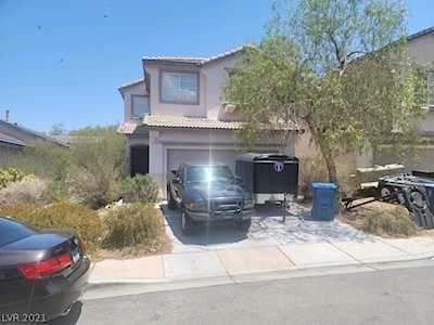 7016 Flowering Willow St Las Vegas, NV 89148