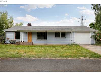 1705 NW 62nd St Vancouver, WA 98663
