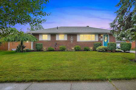 4829 Hillcrest Street Hilliard, OH 43026