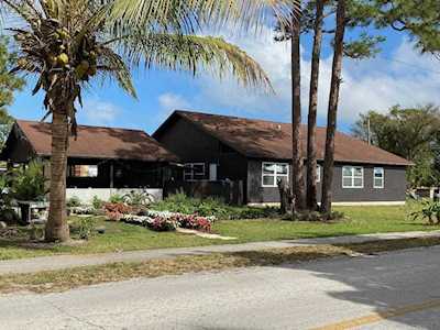 4913 SE Grouper Avenue Stuart, FL 34997
