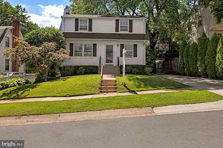 9914 Edward Ave Bethesda, MD 20814
