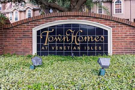 4635 Overlook Dr NE St. Petersburg, FL 33703