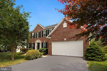 12809 Gentle Shade Dr Bristow, VA 20136