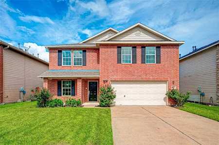 7926 Chatham Springs Ln Cypress, TX 77433