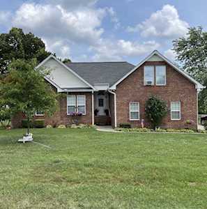206 Peachtree St White House, TN 37188