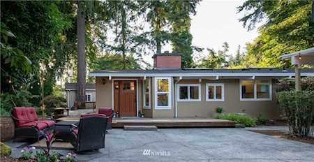 11802 SE 49th Place Bellevue, WA 98006