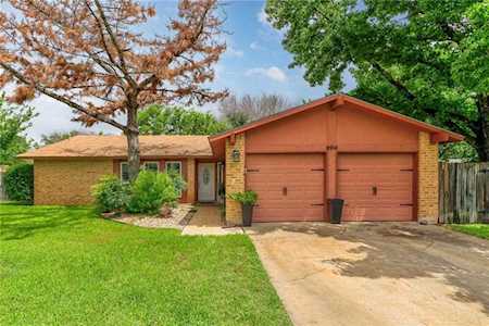 8914 Sparkling Creek Austin, TX 78729