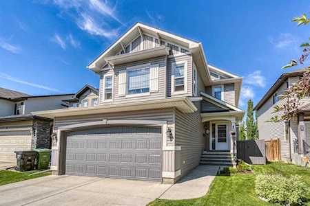 52 Cranfield Manor SE Calgary, AB T3M 1K6