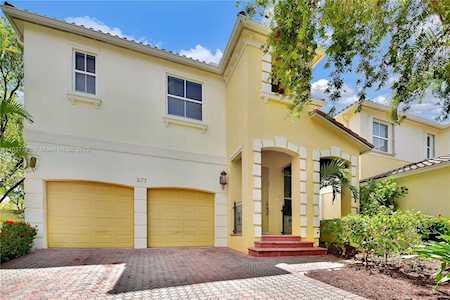 3173 NE 211th St Aventura, FL 33180