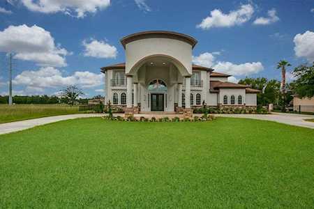 17126 Champions Lakeway Tomball, TX 77375