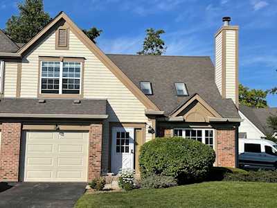 3933 Newport Way Arlington Heights, IL 60004