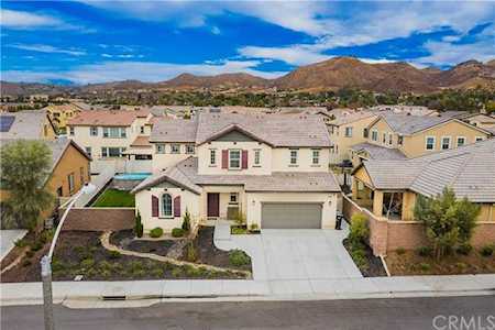29304 Dogwood Lake Elsinore, CA 92530