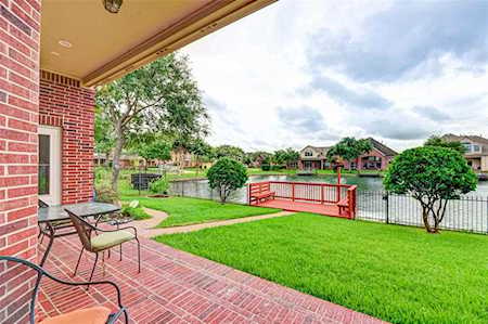 5115 Weatherstone Cir Circle Sugar Land, TX 77479