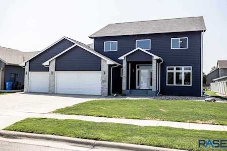 7705 W Chesapeake Ln Sioux Falls, SD 57106