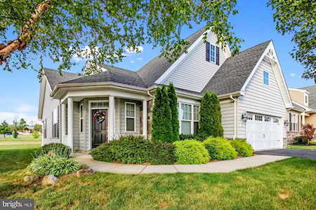 11 New Hope Blvd Oley, PA 19547