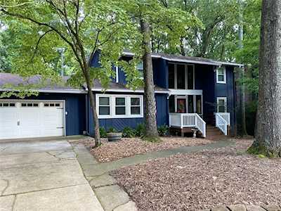 2135 Six Branches Dr Roswell, GA 30076