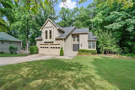 8040 Henderson Ct Alpharetta, GA 30004