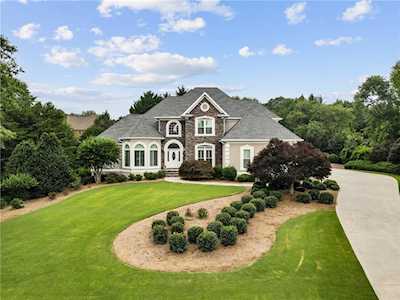 600 Treyburn Manor Dr Milton, GA 30004