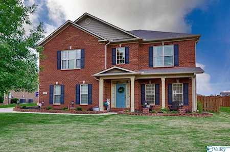 348 Spencer Lakes Drive Meridianville, AL 35759