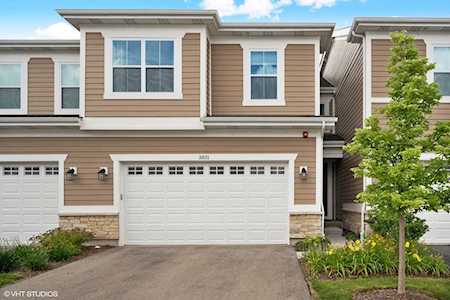 3831 Provenance Way Northbrook, IL 60062