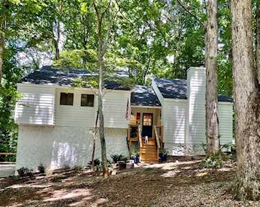 184 Concorde Way SW Lilburn, GA 30047