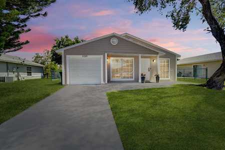 8389 Summer Field Place Boca Raton, FL 33433