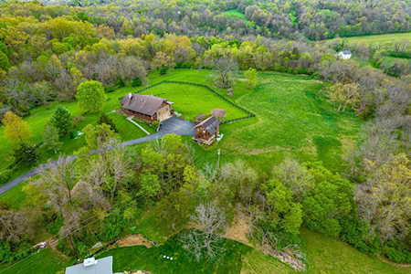 2204 Wildflower Trail Fisherville, KY 40023