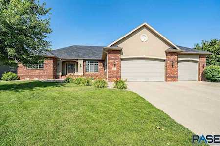 6225 S Tomar Rd Sioux Falls, SD 57108