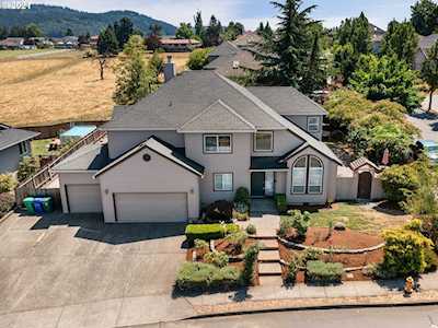 3898 SW Brittany Dr Gresham, OR 97080