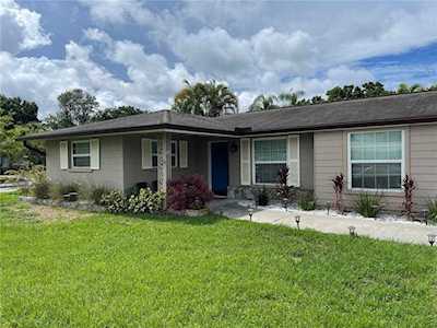 3386 Bougainvillea St Sarasota, FL 34239