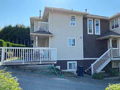 1312 Cartier Avenue Coquitlam, BC V3K 2C4