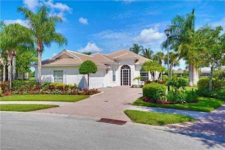 2254 W Heydon Cir Naples, FL 34120