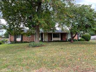 105 Chippendale Dr Hendersonville, TN 37075