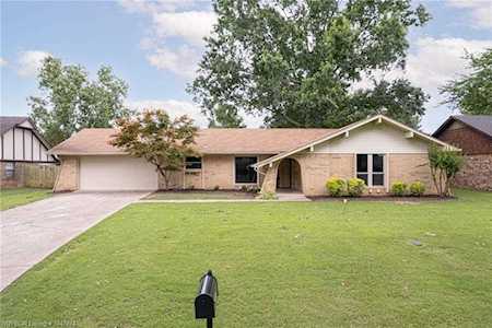 10800 Edgewater Rd Fort Smith, AR 72903