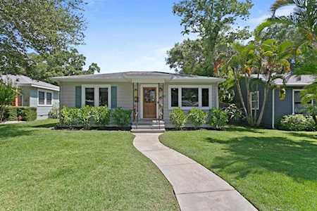 449 28th Ave N St. Petersburg, FL 33704