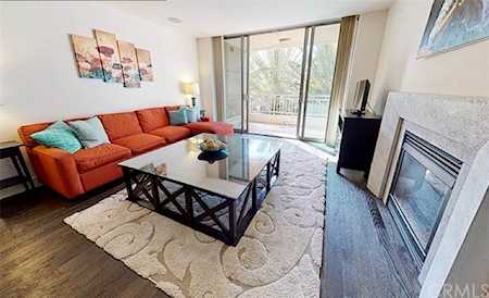 3041 Scholarship Irvine, CA 92612