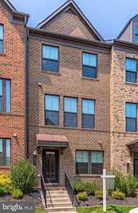 9329 Lemon Mint Ct Fairfax, VA 22031