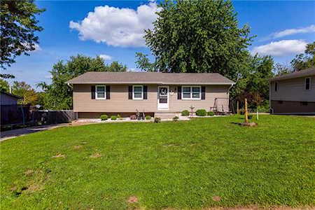 5305 S 16th Terrace St Joseph, MO 64504
