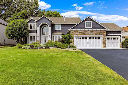 3805 Black Oaks Lane N Plymouth, MN 55446