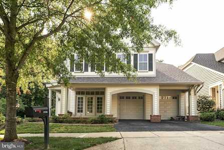 17700 Hidden Garden Ln Ashton, MD 20861