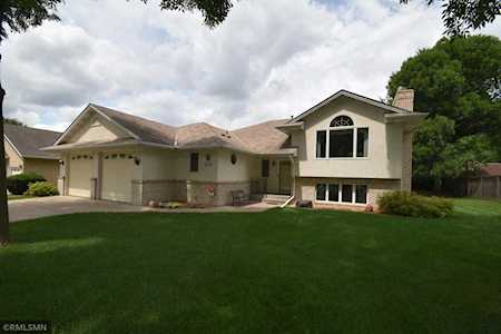 2313 Maryland Avenue E Maplewood, MN 55119