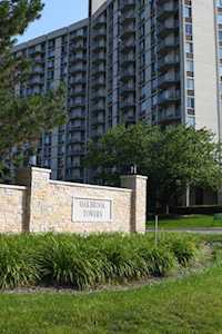 40 N Tower Rd #3B Oak Brook, IL 60523