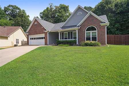 665 Sterling Oaks Dr Lilburn, GA 30047