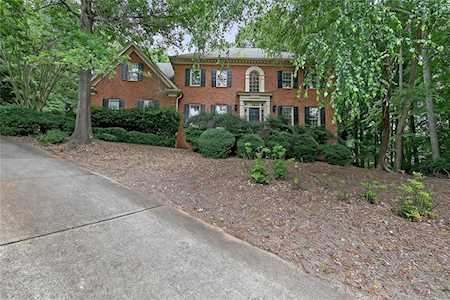 9160 Old Southwick Pass Alpharetta, GA 30022