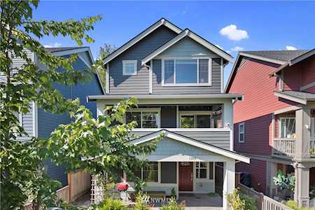 3208 SW Holly St Seattle, WA 98126