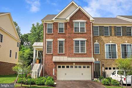 11210 Side Saddle Dr Upper Marlboro, MD 20772