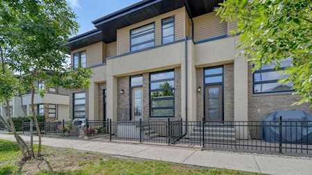 65 Aspen Hills Green SW Calgary, AB T3H 0H6